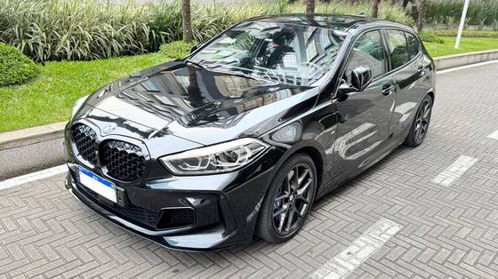 BMW M 135i 2.0 16V TURBO GASOLINA XDRIVE AUTOMÁTICO BMW M 135i 2.0 16V TURBO GASOLINA XDRIVE AUTOMÁTICO